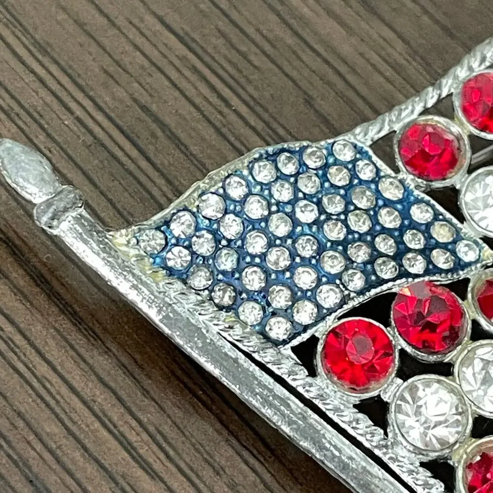 Vintage Rhinestone Patriotic Flag Brooch Pin WWII Pot Metal 48 Star FLAWED READ